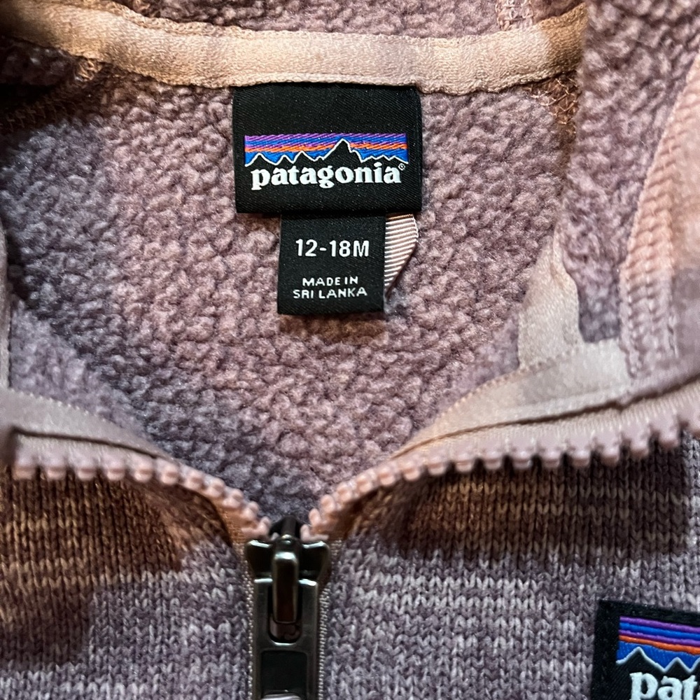 Patagonia Kids Jacket in Heathered Brown - Picture 3 of 4